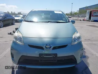 2015 Toyota Prius Four with VIN JTDKN3DU2F1933037, listed as a IAAI auction lot 42140908 with 85,032 mi miles. Bid and sale history available at carsss.com. Image 13.