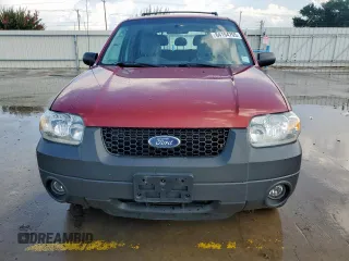 2006 Ford Escape XLT with VIN 1FMYU03196KA38458, listed as a Copart auction lot 64194705 with 102,097 mi miles and Salvage title. Bid and sale history available at DreamBid. Image 5.