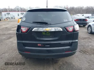 2015 Chevrolet Traverse LT с VIN 1GNKRHKD5FJ211296, выставлен на аукционе IAAI как лот 41613389 с пробегом Не указан миль и . История ставок и продаж доступна на DreamBid. Изображение 16.