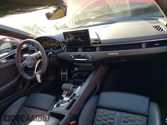 2021 Audi RS 5 z VIN WUANWAF5XMA901862, wystawiony jako Copart lot #64143363 z przebiegiem 19 022 mil mil oraz . Historia ofert i sprzedaży dostępna na DreamBid. Obrazek 8.