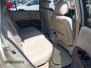 2003 Toyota Highlander z VIN JTEHF21A130134276, wystawiony jako IAAI lot #42159209 z przebiegiem 228 162 mil mil oraz . Historia ofert i sprzedaży dostępna na DreamBid. Obrazek 8.