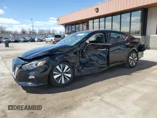 2021 Nissan Altima SV z VIN 1N4BL4DV5MN386250, wystawiony jako Copart lot #53462825 z przebiegiem Nie podano mil oraz Szkoda całkowita • Salvage title. Historia ofert i sprzedaży dostępna na DreamBid. Obrazek 1.