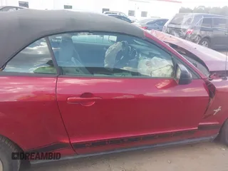 2007 Ford Mustang Deluxe with VIN 1ZVHT84NX75334058, listed as a IAAI auction lot 42187157 with Not provided miles and . Bid and sale history available at DreamBid. Image 12.