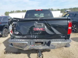 2017 GMC Sierra 1500 SLE z VIN 1GTV2MEC1HZ140821, wystawiony jako IAAI lot #41838298 z przebiegiem 98 229 mil mil oraz . Historia ofert i sprzedaży dostępna na DreamBid. Obrazek 17.