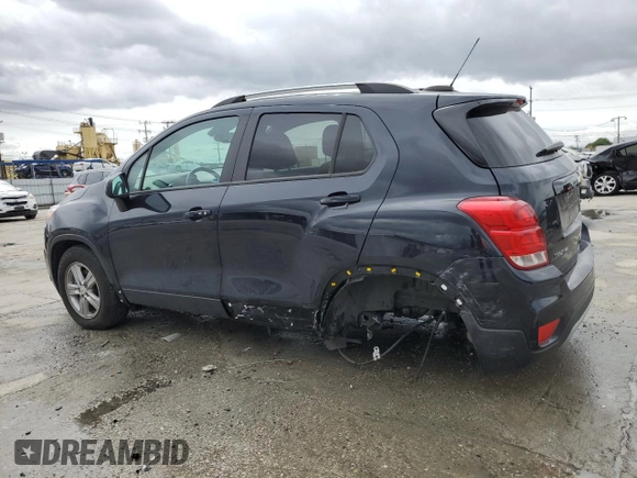 2022 Chevrolet Trax LT with VIN KL7CJPSM2NB568066, listed as a Copart auction lot 48256035 with 25,806 mi miles and Salvage Title. Bid and sale history available at carsss.com. Image 2.