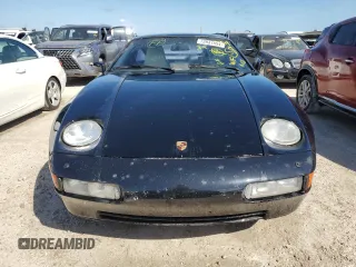 1988 Porsche 928 z VIN WP0JB0926JS861630, wystawiony jako Copart lot #73937854 z przebiegiem 112 460 mil mil oraz Nie do naprawy. Historia ofert i sprzedaży dostępna na DreamBid. Obrazek 5.