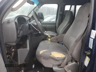 2007 Ford Econoline Cargo Commercial with VIN 1FTNE24W77DA06527, listed as a Copart auction lot 85637994 with 229,623 mi miles and Salvage title. Bid and sale history available at DreamBid. Image 7.
