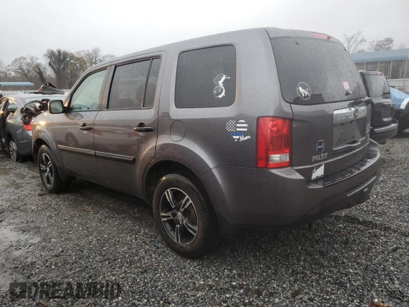 2015 Honda Pilot LX with VIN 5FNYF3H2XFB012479, listed as a Copart auction lot 83733544 with 137,068 mi miles and Salvage Title. Bid and sale history available at carsss.com. Image 2.
