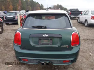 2015 MINI Hardtop 4 Door S with VIN WMWXU3C5XF2B59066, listed as a IAAI auction lot 40900773 with 14,618 mi miles and . Bid and sale history available at DreamBid. Image 16.