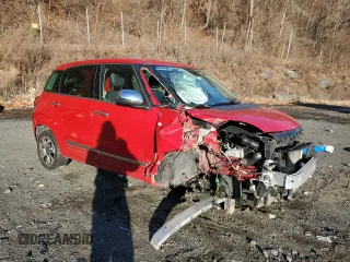 2014 FIAT 500L Lounge with VIN ZFBCFACH8EZ018710, listed as a Copart auction lot 84325754 with 49,445 mi miles and Salvage Title. Bid and sale history available at carsss.com. Image 4.