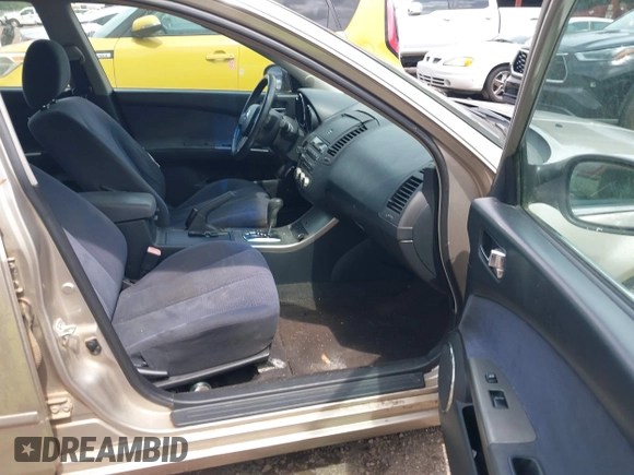 2006 Nissan Altima S with VIN 1N4AL11D36C209118, listed as a IAAI auction lot 42366429 with 151,580 mi miles and . Bid and sale history available at DreamBid. Image 5.