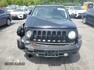2012 Jeep Patriot Limited z VIN 1C4NJRCB8CD541749, wystawiony jako Copart lot #58732015 z przebiegiem 139 715 mil mil oraz Czysty tytuł • Clean title. Historia ofert i sprzedaży dostępna na DreamBid. Obrazek 5.