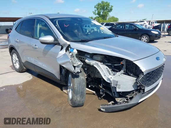 2020 Ford Escape SE z VIN 1FMCU0G67LUA92888, wystawiony jako IAAI lot #42354088 z przebiegiem 77 175 mil mil oraz . Historia ofert i sprzedaży dostępna na DreamBid. Obrazek 1.