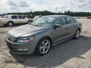 2014 Volkswagen Passat TDI SEL Premium with VIN 1VWCN7A33EC120555, listed as a Copart auction lot 54353295 with 117,436 mi miles and Clean Title. Bid and sale history available at carsss.com. Image 1.