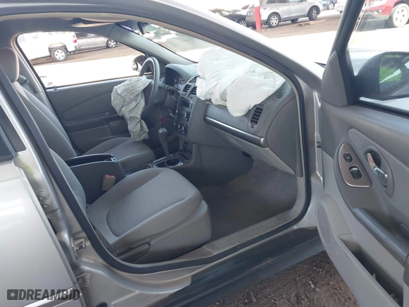 2006 Chevrolet Malibu LS w/1LS with VIN 1G1ZS51F56F284189, listed as a IAAI auction lot 41976866 with 166,210 mi miles. Bid and sale history available at carsss.com. Image 5.
