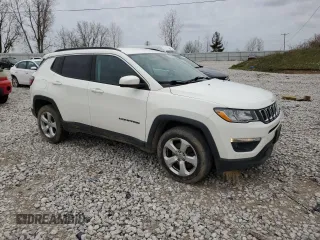 2018 Jeep Compass Latitude z VIN 3C4NJDBBXJT398962, wystawiony jako Copart lot #51568285 z przebiegiem 102 452 mil mil oraz Czysty tytuł • Clean title. Historia ofert i sprzedaży dostępna na DreamBid. Obrazek 4.