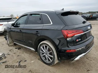 2022 Audi SQ5 Premium Plus with VIN WA1B4AFYXN2093700, listed as a Copart auction lot 45274855 with 27,545 mi miles and Clean Title. Bid and sale history available at DreamBid. Image 2.