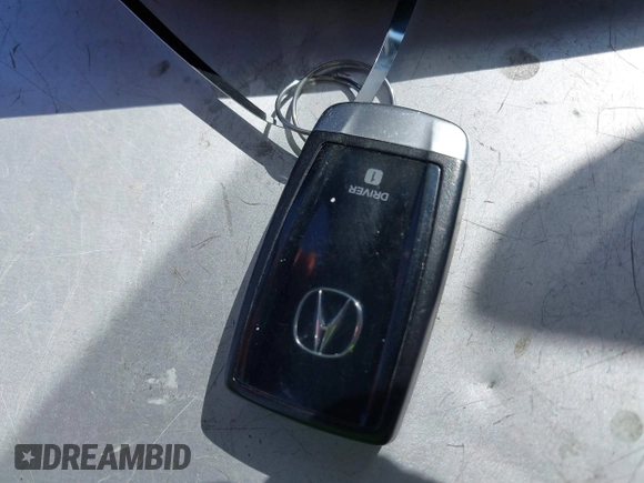2016 Acura MDX w/Tech with VIN 5FRYD4H42GB030732, listed as a IAAI auction lot 41993867 with 152,279 mi miles. Bid and sale history available at carsss.com. Image 11.