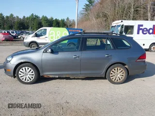 2010 Volkswagen Jetta SportWagen S with VIN 3VWKZ7AJ0AM667497, listed as a IAAI auction lot 42151709 with 109,119 mi miles. Bid and sale history available at carsss.com. Image 12.