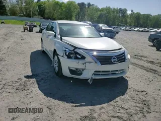 2015 Nissan Altima 2.5 S with VIN 1N4AL3AP0FC409685, listed as a Copart auction lot 52282955 with 69,367 mi miles and Salvage Title. Bid and sale history available at carsss.com. Image 11.