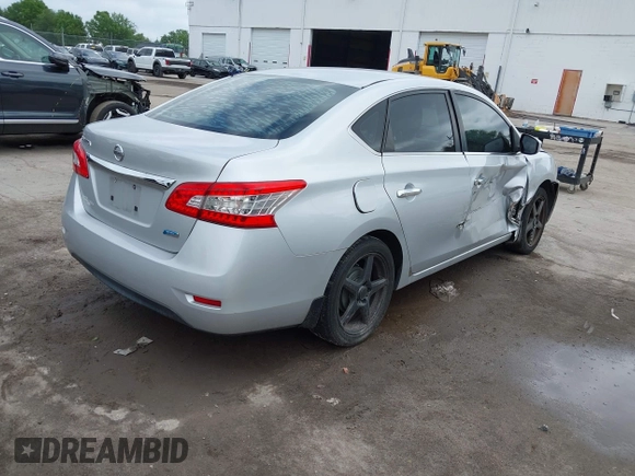 2013 Nissan Sentra SR with VIN 3N1AB7AP6DL560135, listed as a IAAI auction lot 41912932 with Not Provided miles and . Bid and sale history available at DreamBid. Image 4.