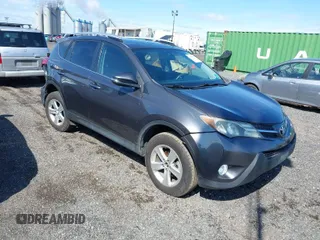 2014 Toyota RAV4 XLE with VIN 2T3RFREV2EW143193, listed as a IAAI auction lot 41892552 with 185,433 mi miles. Bid and sale history available at carsss.com. Image 1.