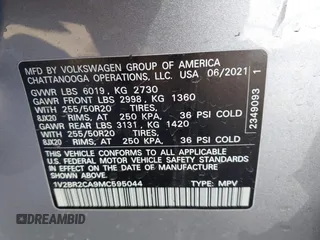 2021 Volkswagen Atlas SEL with VIN 1V2BR2CA9MC595044, listed as a IAAI auction lot 41507412 with 49,170 mi miles and . Bid and sale history available at DreamBid. Image 9.