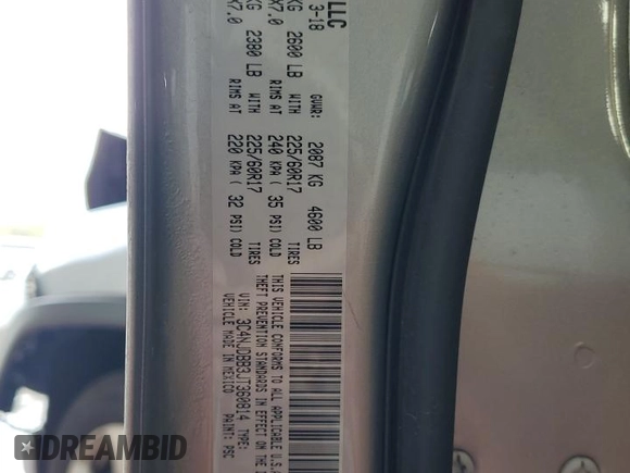 2018 Jeep Compass Latitude z VIN 3C4NJDBB3JT360814, wystawiony jako Copart lot #55018455 z przebiegiem 69 582 mil mil oraz Szkoda całkowita • Salvage title. Historia ofert i sprzedaży dostępna na DreamBid. Obrazek 13.