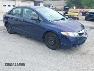 2009 Honda Civic DX-VP z VIN 2HGFA16329H512240, wystawiony jako IAAI lot #42310986 z przebiegiem 212 760 mil mil oraz . Historia ofert i sprzedaży dostępna na DreamBid. Obrazek 1.