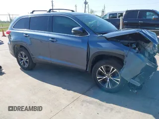 2019 Toyota Highlander LE with VIN 5TDZZRFH8KS321265, listed as a IAAI auction lot 41983896 with 120,996 mi miles and . Bid and sale history available at DreamBid. Image 1.