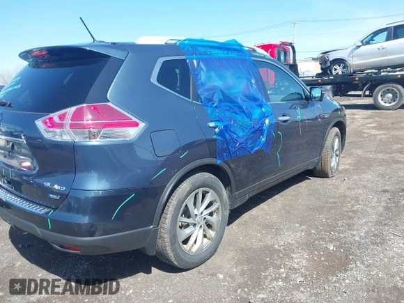 2014 Nissan Rogue SV with VIN 5N1AT2MV8EC819577, listed as a IAAI auction lot 41921183 with 141,998 mi miles. Bid and sale history available at carsss.com. Image 12.