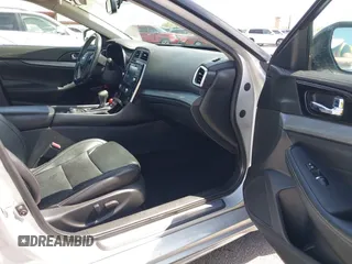 2017 Nissan Maxima SL with VIN 1N4AA6AP7HC442077, listed as a IAAI auction lot 42384490 with 101,385 mi miles and . Bid and sale history available at DreamBid. Image 5.