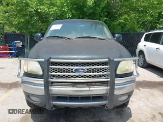 2001 Ford F-150 XL с VIN 1FTRX18L81NB37683, выставлен на аукционе IAAI как лот 42400199 с пробегом Не указан миль и . История ставок и продаж доступна на DreamBid. Изображение 6.