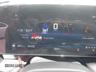 2025 Chevrolet Suburban Z71 z VIN 1GNS6DRD3SR228259, wystawiony jako IAAI lot #42381761 z przebiegiem 3 891 mil mil oraz . Historia ofert i sprzedaży dostępna na DreamBid. Obrazek 15.