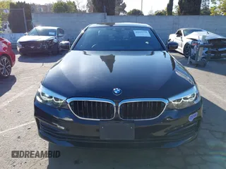 2019 BMW 5 Series 530e iPerformance with VIN WBAJA9C53KB388861, listed as a IAAI auction lot 41621712 with 68,128 mi miles. Bid and sale history available at carsss.com. Image 12.
