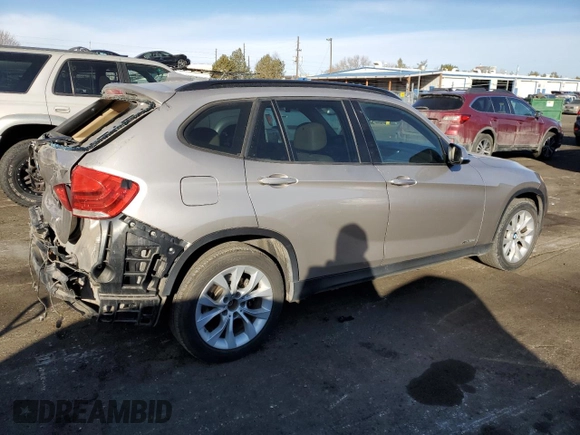 2014 BMW X1 xDrive28i with VIN WBAVL1C51EVY19441, listed as a Copart auction lot 44076115 with 107,830 mi miles and Salvage Title. Bid and sale history available at carsss.com. Image 3.