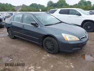 2006 Honda Accord LX with VIN 3HGCM56416G702584, listed as a IAAI auction lot 42440025 with Not provided miles and . Bid and sale history available at DreamBid. Image 1.