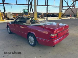 1995 Mercedes-Benz E Class with VIN WDBEA66E9SC279361, listed as a Copart auction lot 88114675 with 114,438 mi miles and Clean Title. Bid and sale history available at carsss.com. Image 3.