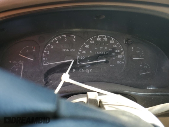 2001 Ford Ranger XL z VIN 1FTYR14U41PA85591, wystawiony jako Copart lot #59917615 z przebiegiem 257 547 mil mil oraz Szkoda całkowita • Salvage title. Historia ofert i sprzedaży dostępna na DreamBid. Obrazek 9.