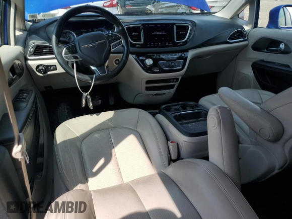 2020 Chrysler Pacifica Touring L with VIN 2C4RC1BG2LR103350, listed as a Copart auction lot 59935025 with 98,149 mi miles and Salvage title. Bid and sale history available at DreamBid. Image 7.