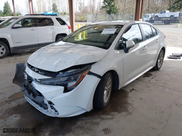 2020 Toyota Corolla LE with VIN JTDHPRAE6LJ056116, listed as a IAAI auction lot 41906804 with 43,634 mi miles. Bid and sale history available at carsss.com. Image 2.