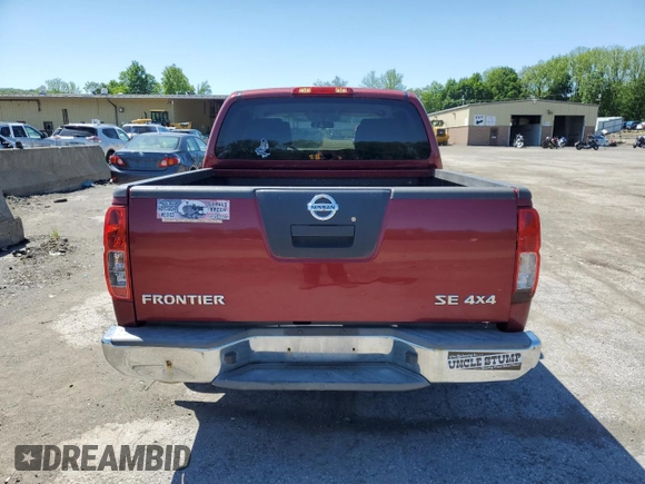 2006 Nissan Frontier SE z VIN 1N6AD07W26C476371, wystawiony jako Copart lot #56909975 z przebiegiem 165 205 mil mil oraz Czysty tytuł • Clean title. Historia ofert i sprzedaży dostępna na DreamBid. Obrazek 6.