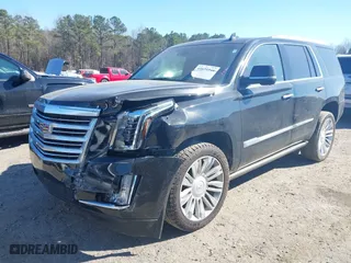 2016 Cadillac Escalade Platinum with VIN 1GYS4DKJ3GR217116, listed as a IAAI auction lot 41679348 with 122,811 mi miles. Bid and sale history available at carsss.com. Image 17.