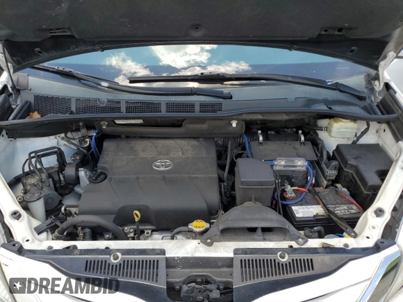 2015 Toyota Sienna LE AAS with VIN 5TDKK3DC1FS660904, listed as a Copart auction lot 61418275 with 132,056 mi miles and Salvage title. Bid and sale history available at DreamBid. Image 12.