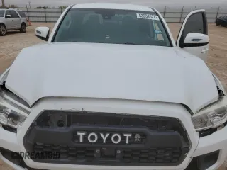 2018 Toyota Tacoma SR with VIN 3TMCZ5AN4JM143350, listed as a Copart auction lot 83234524 with 70,853 mi miles and Clean Title. Bid and sale history available at DreamBid. Image 12.