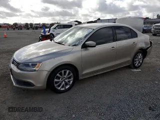 2012 Volkswagen Jetta SE с VIN 3VWDP7AJ3CM462161, выставлен на аукционе Copart как лот 56991355 с пробегом 136 525 миль миль и Списание • Salvage title. История ставок и продаж доступна на DreamBid. Изображение 1.