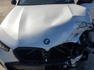 2024 BMW X5 M60i with VIN 5UX33EU00R9S83227, listed as a Copart auction lot 42813985 with 0 mi miles and Salvage Title. Bid and sale history available at carsss.com. Image 13.