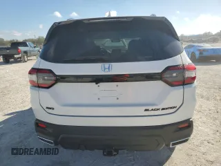 2025 Honda Pilot Black Edition with VIN 5FNYG1H93SB083838, listed as a Copart auction lot 43270875 with 3,304 mi miles and Salvage Title. Bid and sale history available at carsss.com. Image 6.
