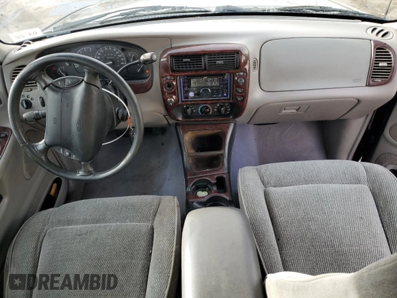 1997 Ford Explorer Sport z VIN 1FMDU24E2VUB68077, wystawiony jako Copart lot #82446534 z przebiegiem 196 458 mil mil oraz Szkoda całkowita • Salvage title. Historia ofert i sprzedaży dostępna na DreamBid. Obrazek 8.
