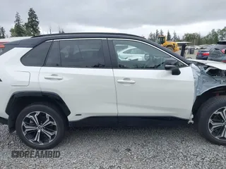 2022 Toyota RAV4 XSE with VIN JTMEB3FV1ND100256, listed as a IAAI auction lot 42127288 with 30,367 mi miles and . Bid and sale history available at DreamBid. Image 14.